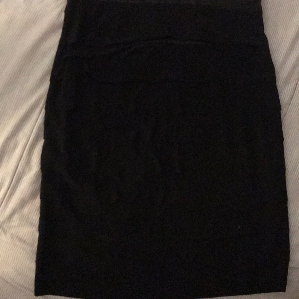 Sleeveless lace tier black dress size 14 - Picture 3 of 4